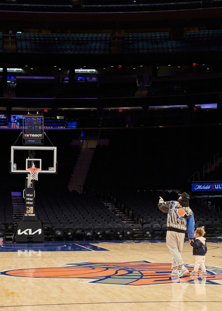 Nike Knicks Essential Hoodie Grey – Shop Madison Square Garden