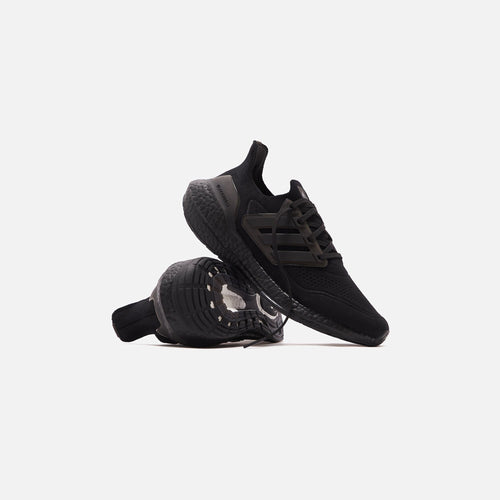 news/adidas-ultraboost-21-core-black