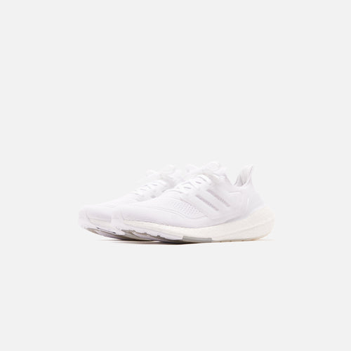 news/adidas-ultraboost-21-footwear-white-grey-three