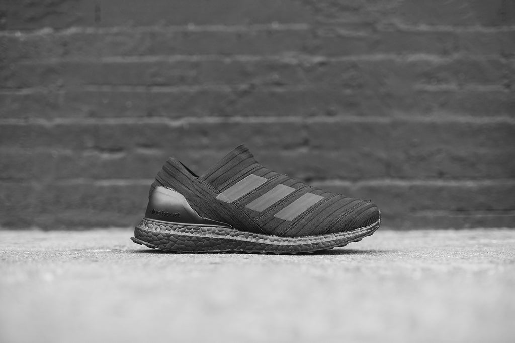 Adidas nemeziz tango 17 ultra boost triple shops black