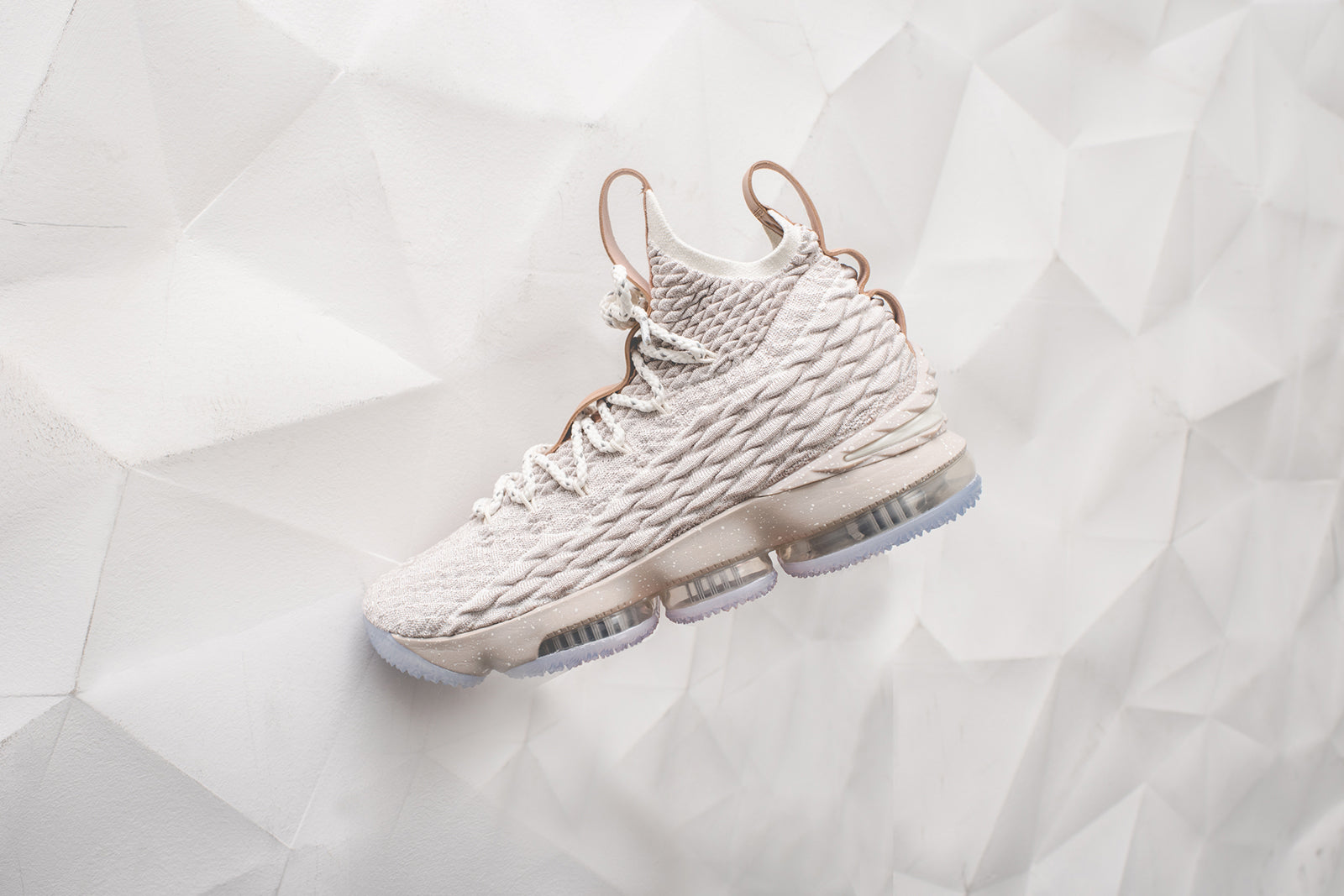 lebron 15 ghost