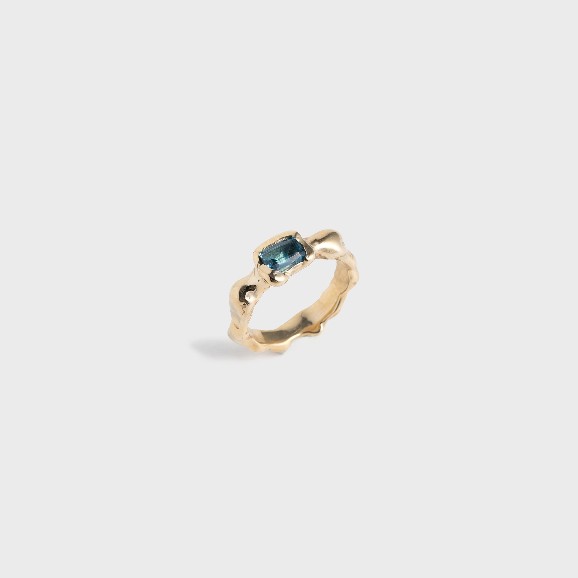 Faris Prima Ring I in Gold