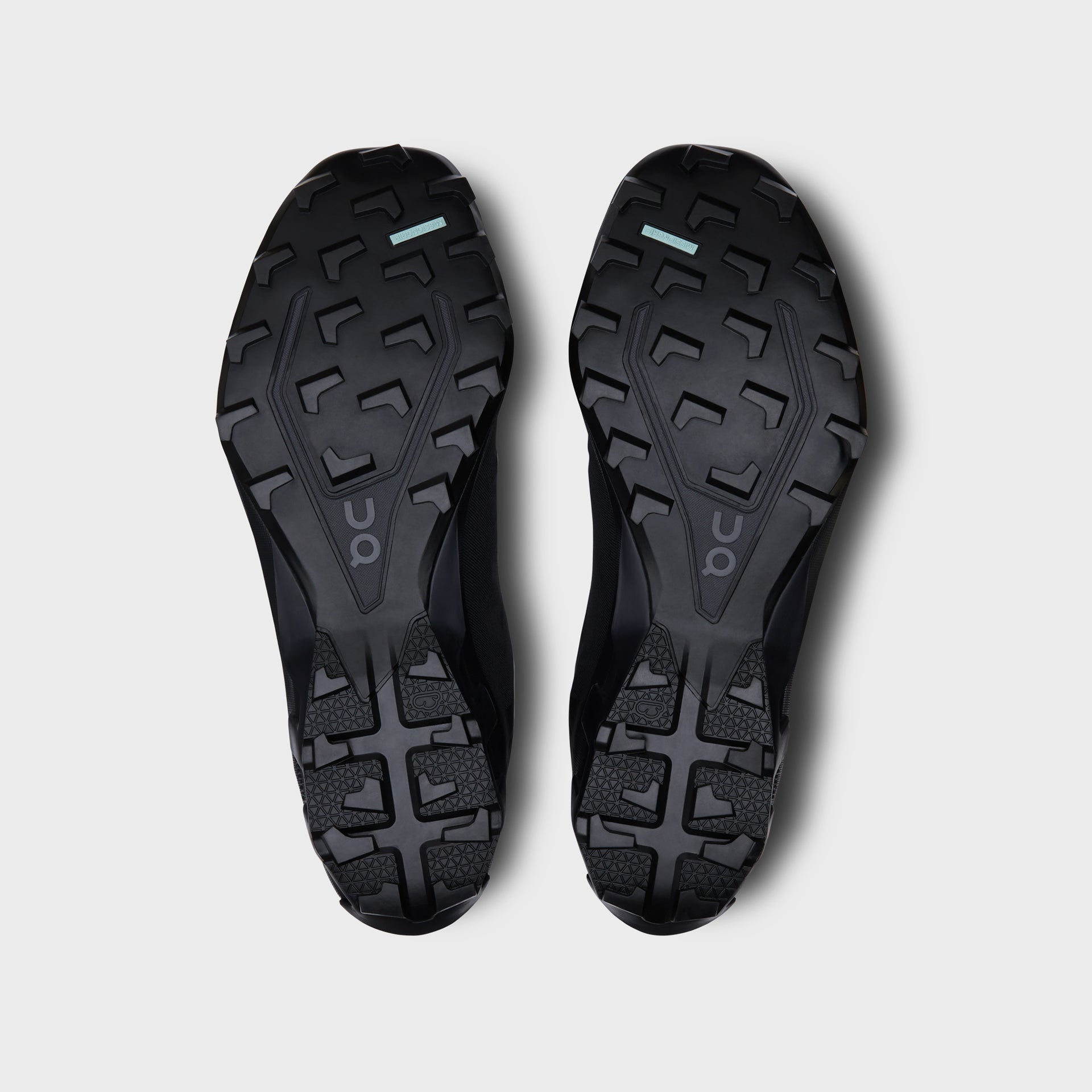 On Running x Post Archive Faction Cloudventure Peak - All Black