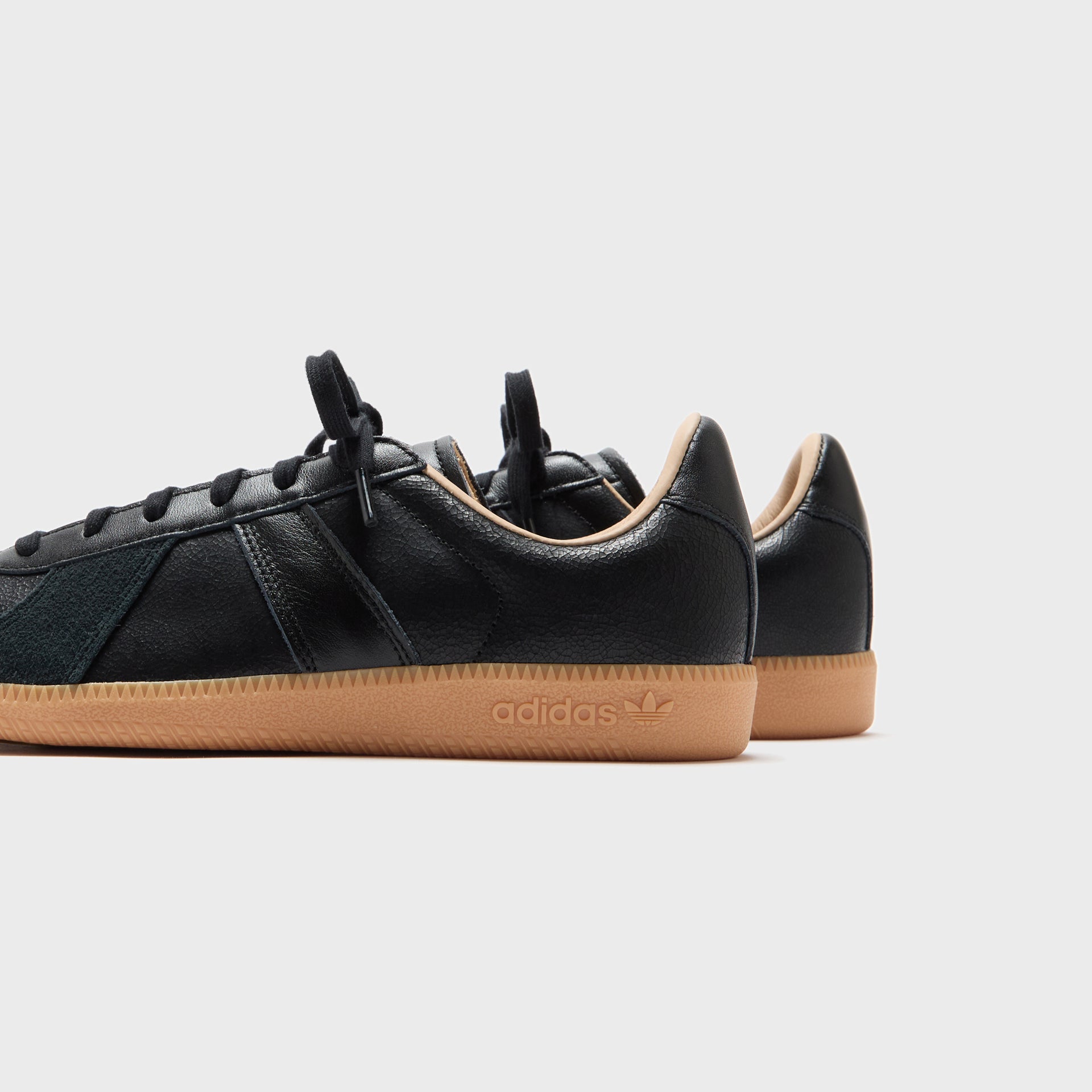 adidas BW Army - Core Black / Core Black / Gum 3