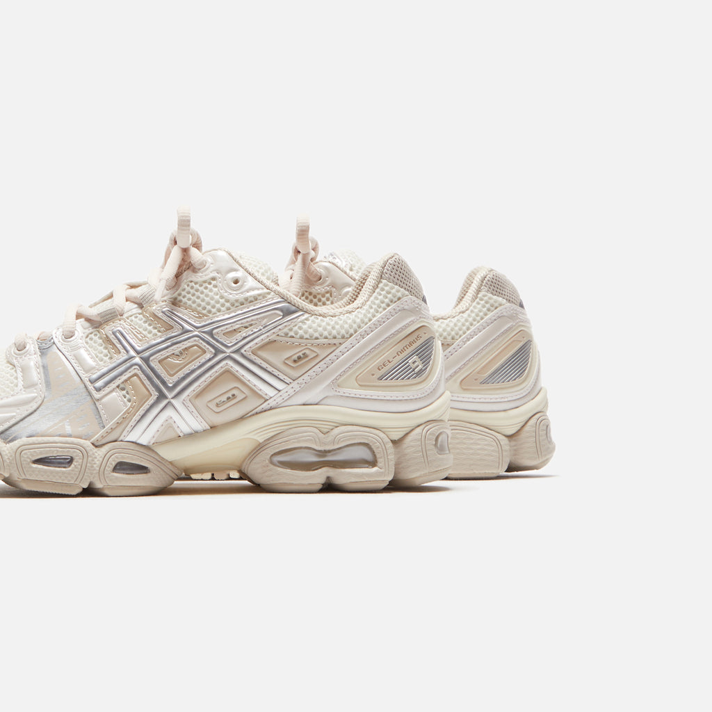 ASICS WMNS Gel-Nimbus 9 - Cream / Mineral Beige – Kith