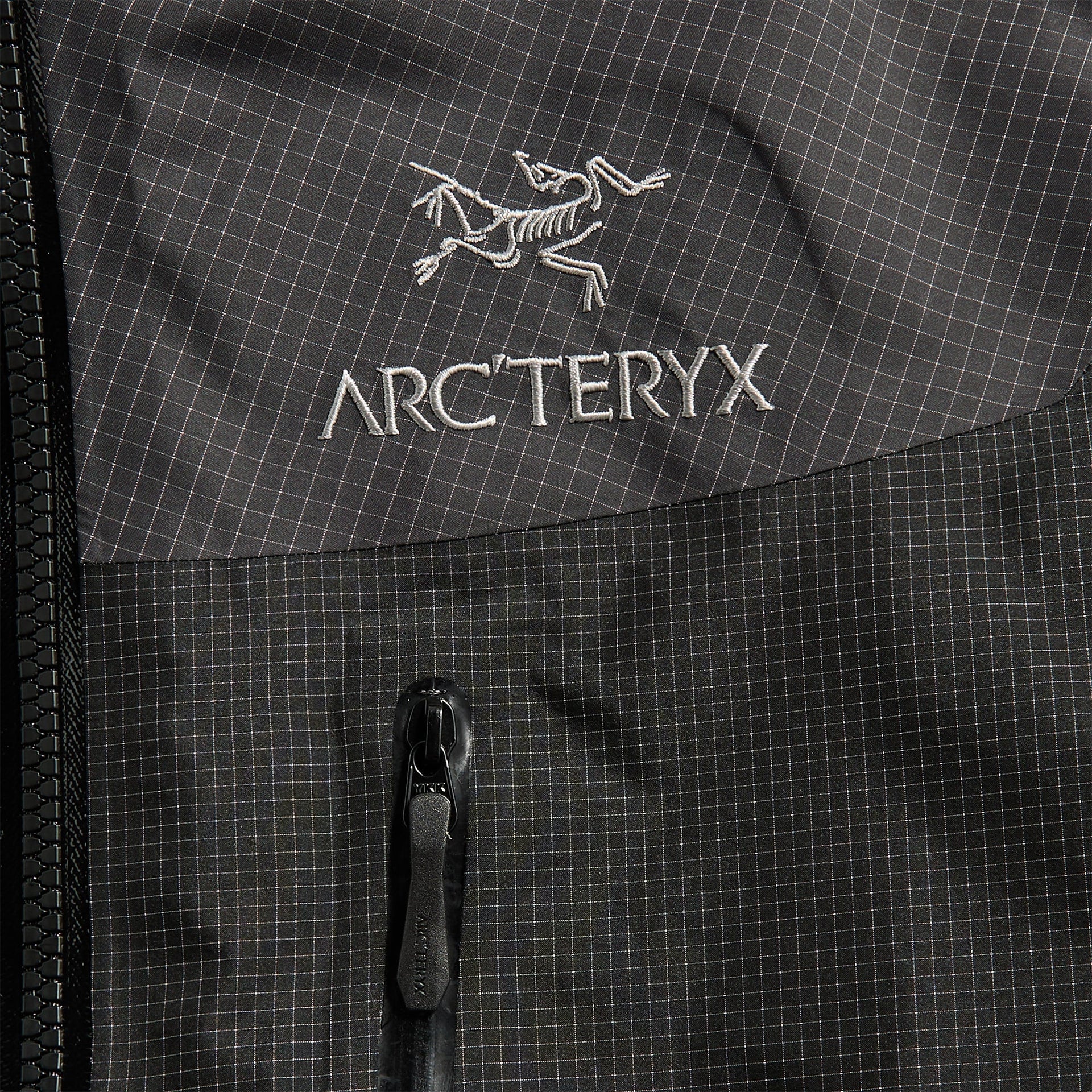 Arc'teryx Alpha Jacket in Graphite / Black