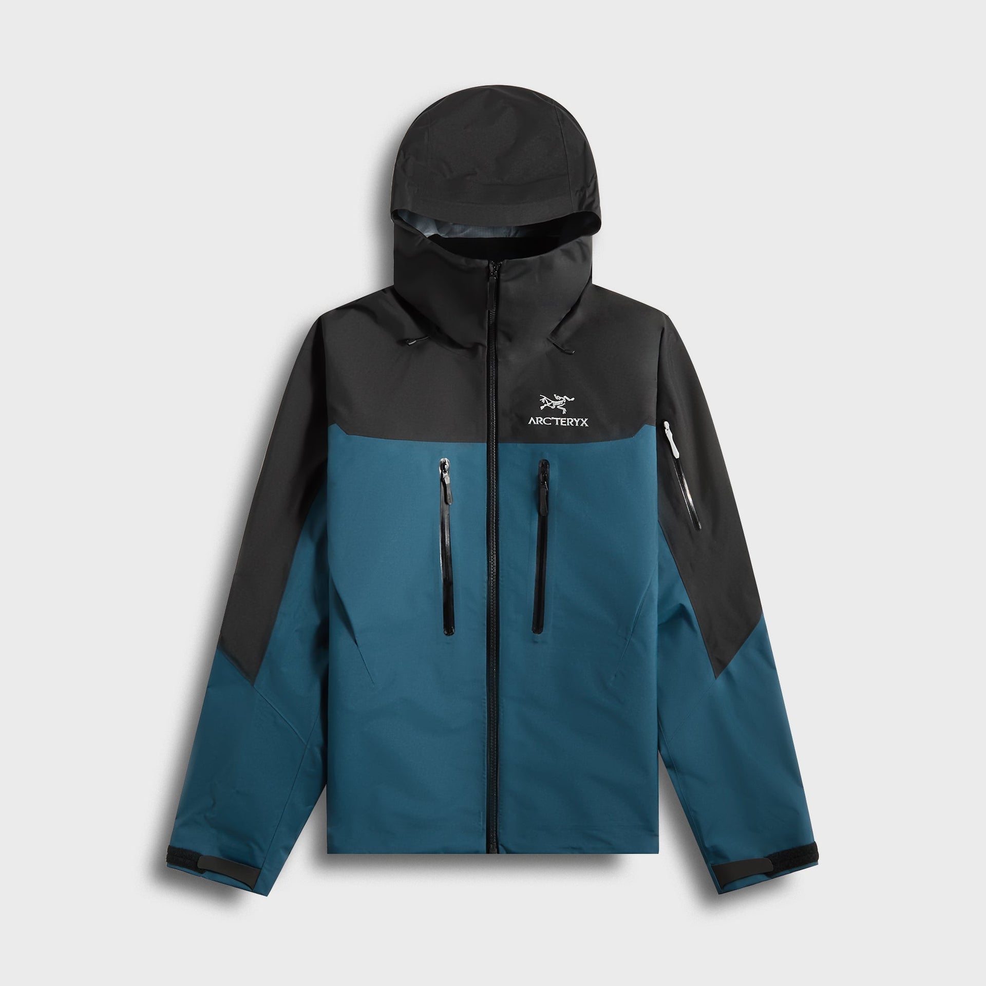 Arc'teryx Alpha SV Jacket in Lodestar