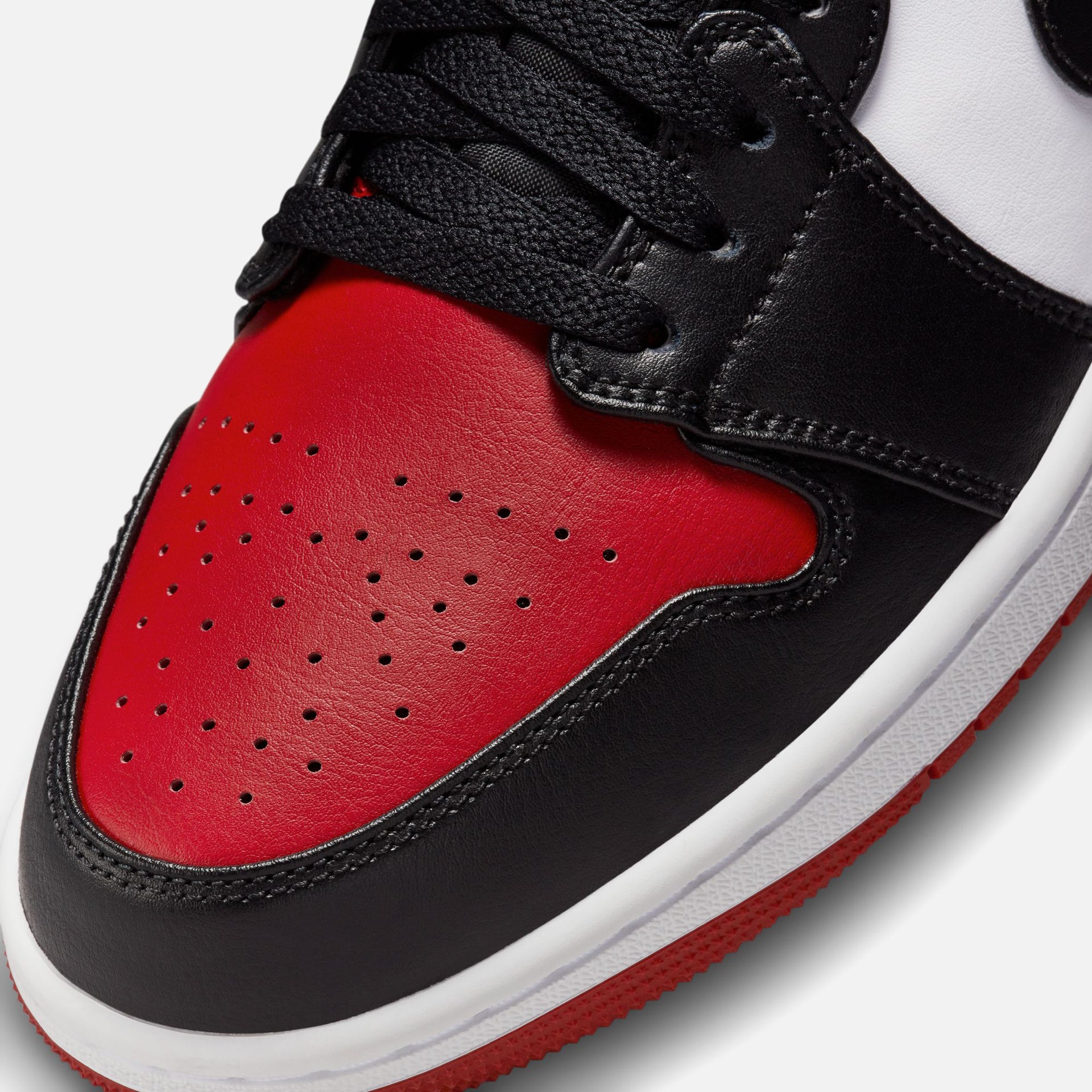 Jordan Air Jordan 1 Low - White / Black / Varsity Red / White