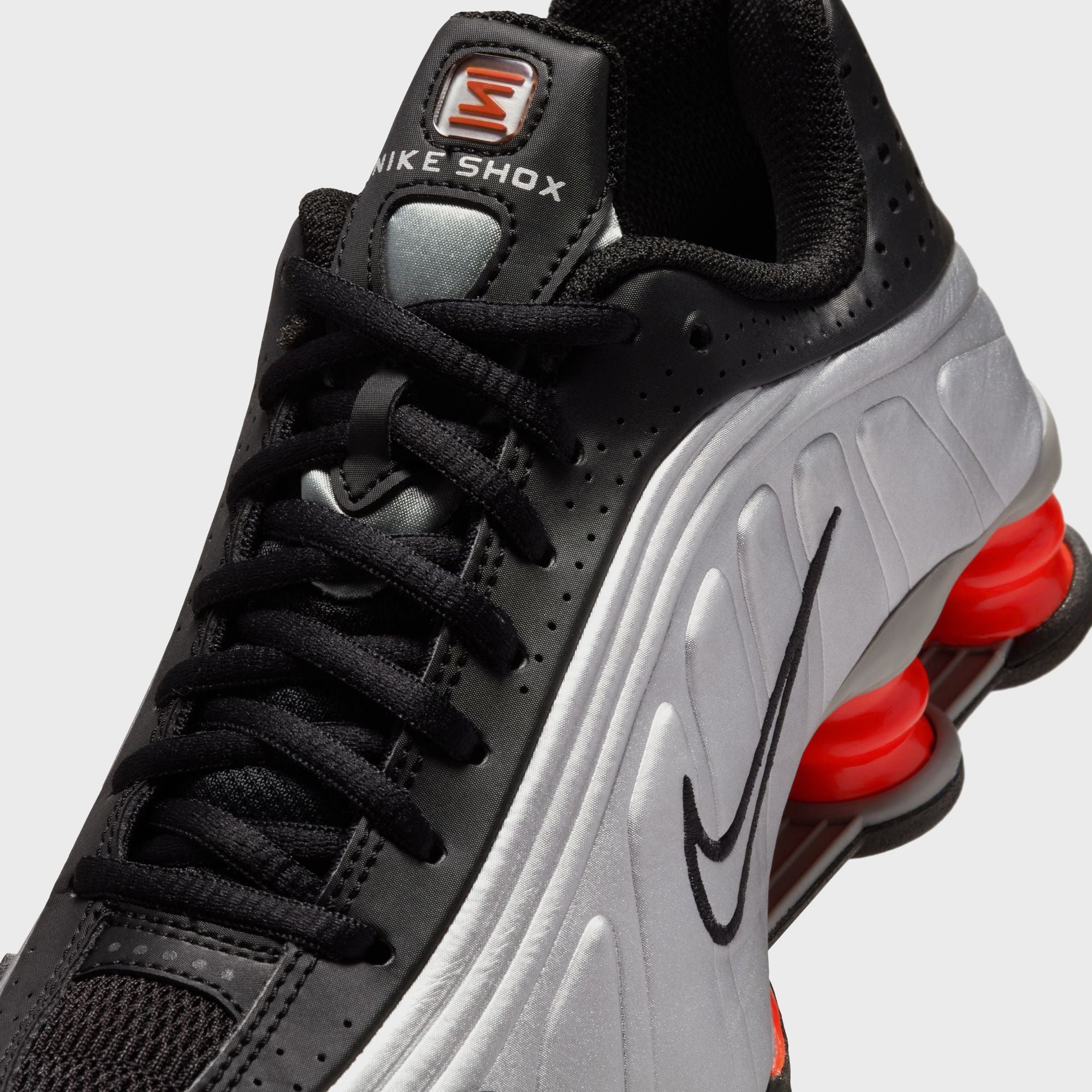 Nike GS Shox R4 - Metallic Silver / Metallic Silver / Black