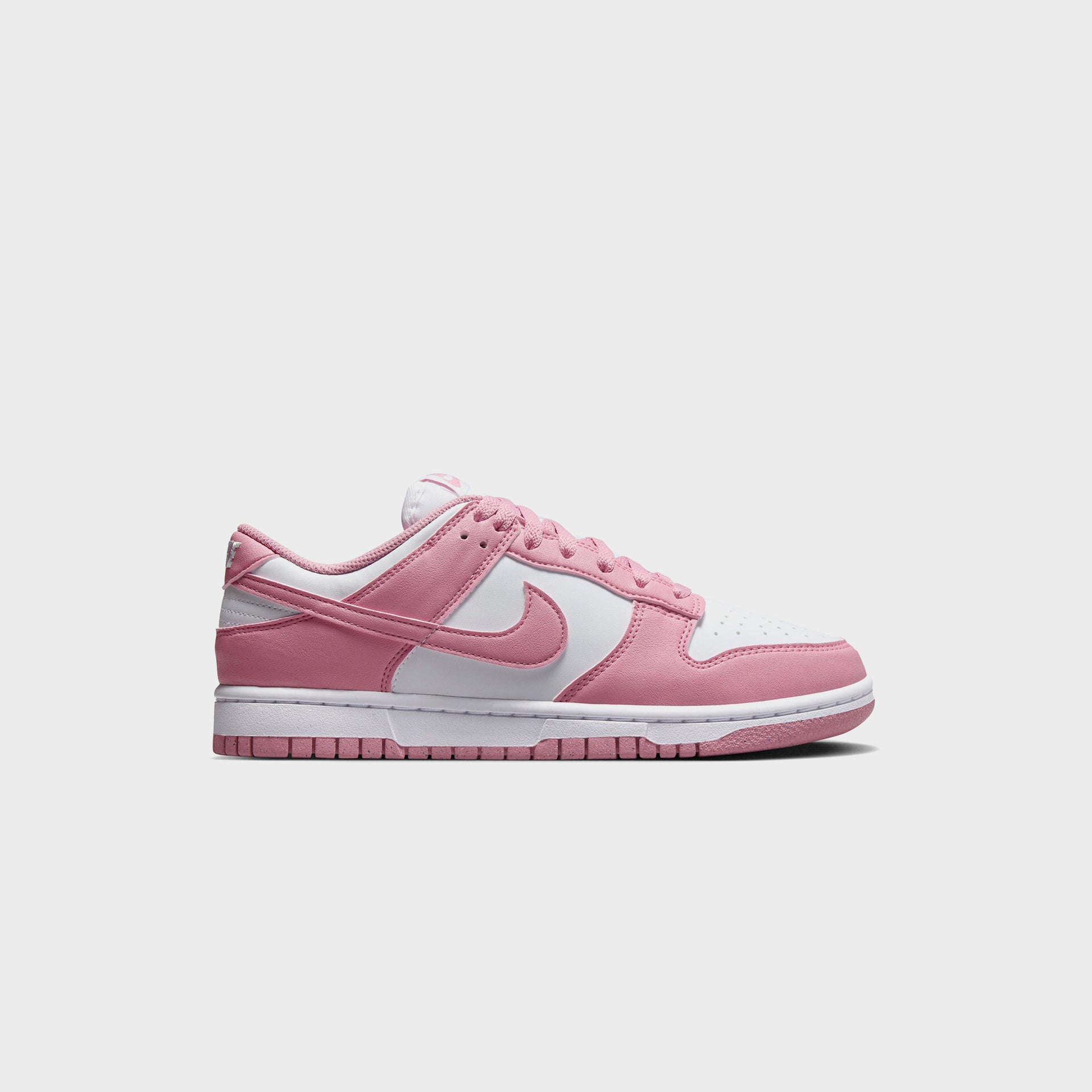Nike WMNS Dunk Low - White / Elemental Pink