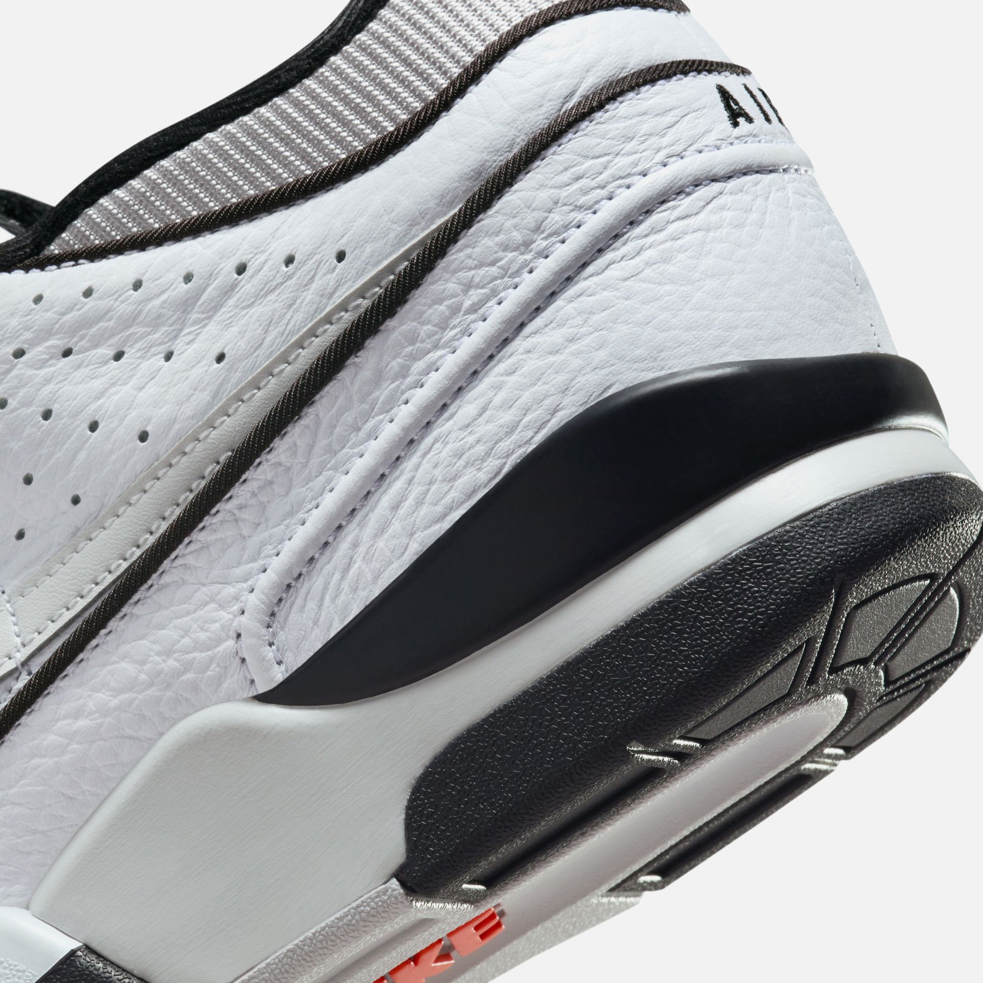 Nike Aaf88 Ltr - White / Neutral Grey / Black / Tech Grey / Orange