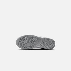Nike WMNS Dunk Low NBHD - Light Smoke Grey / White / Photon Dust