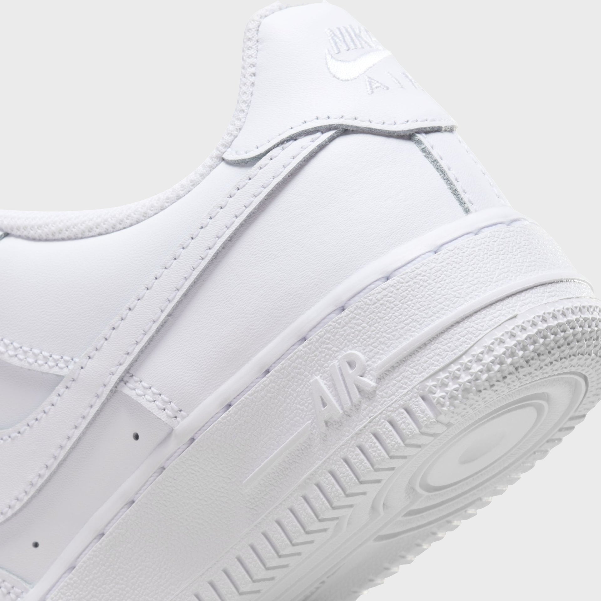 Nike GS Air Force 1 LE - White
