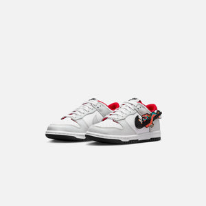 Nike GS Dunk Low SE- Grey / Red