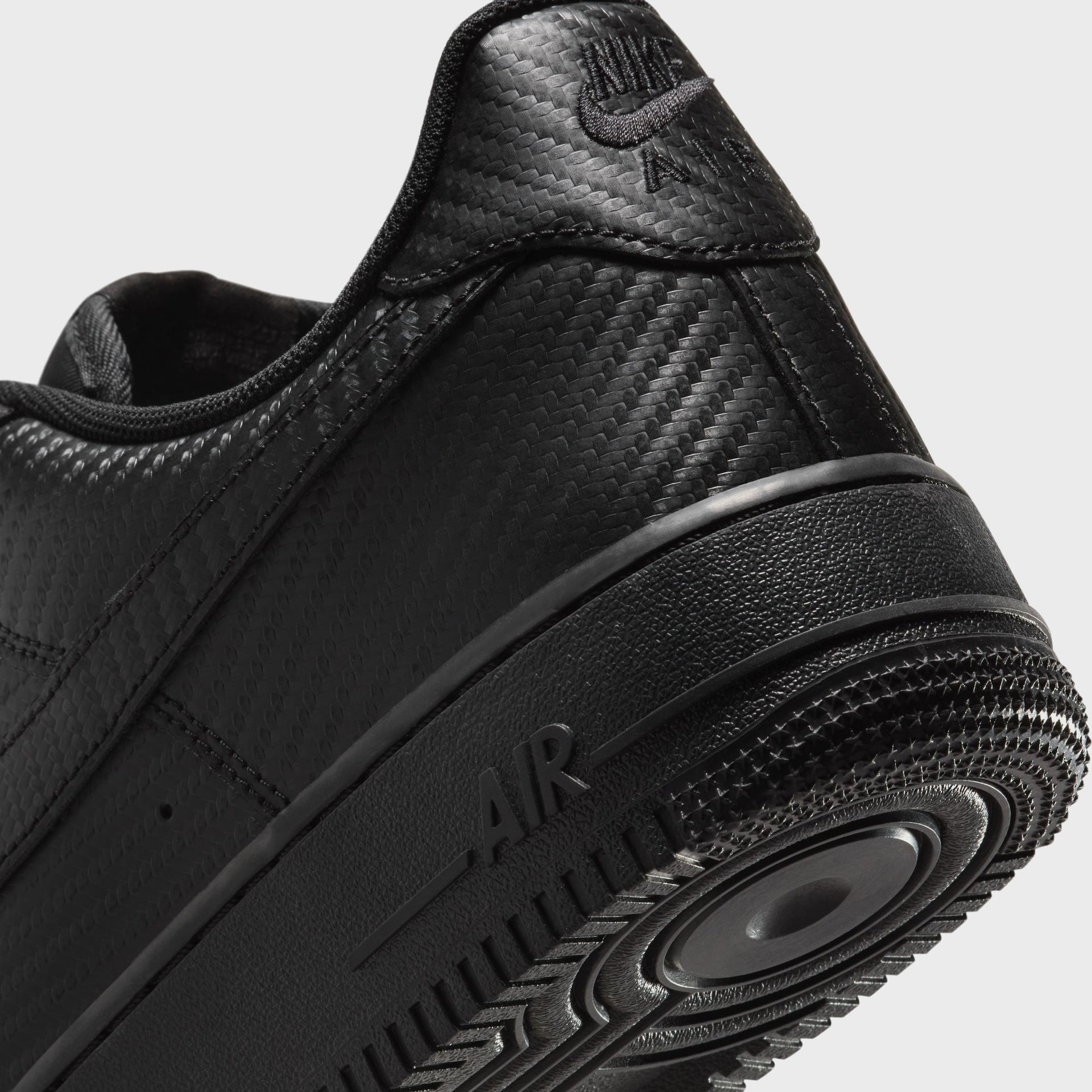 Nike Air Force 1 '07 LV8 -  Carbon Fiber Black / Black