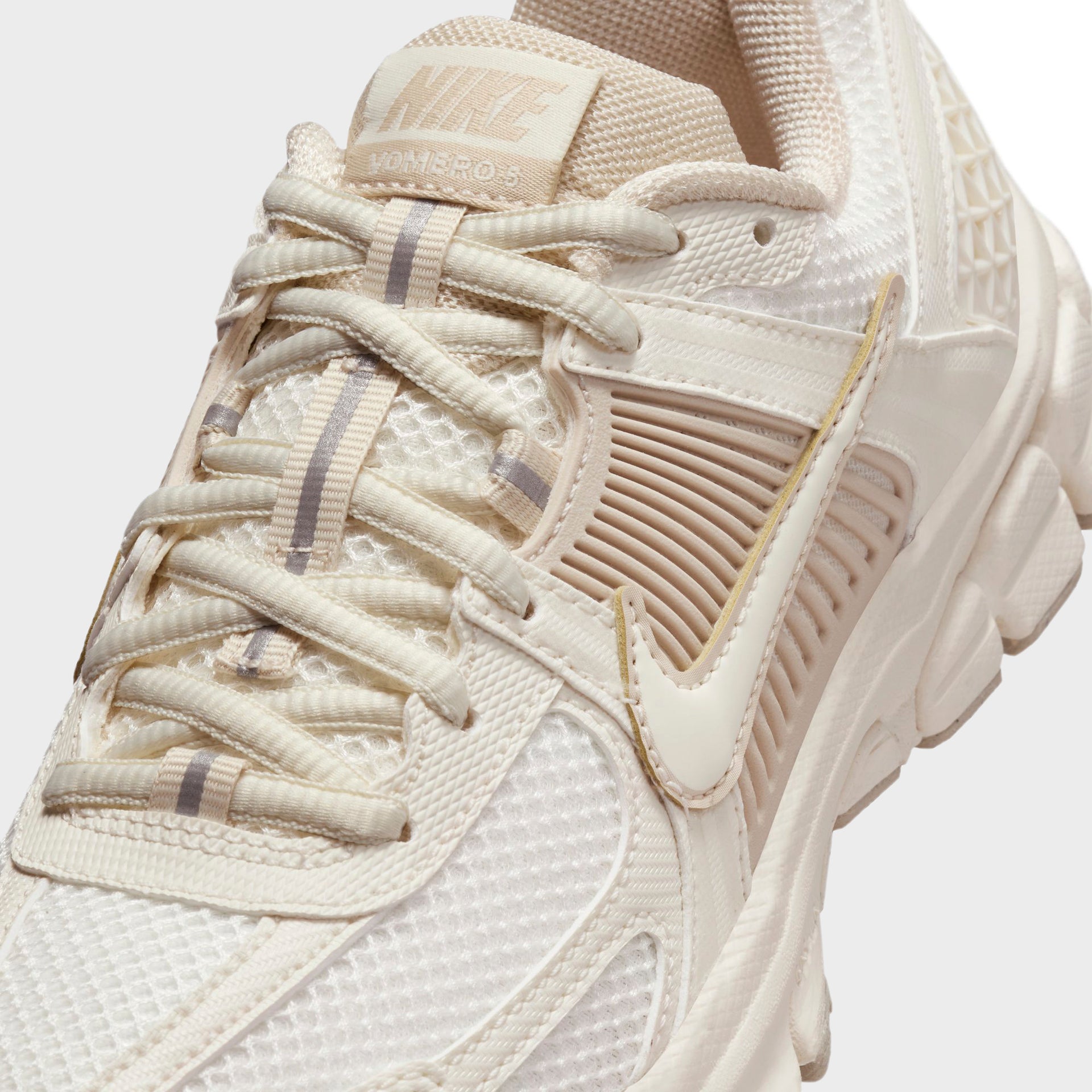 Nike Grade School  Zoom Vomero 5 - Sand Drift / Pale Ivory