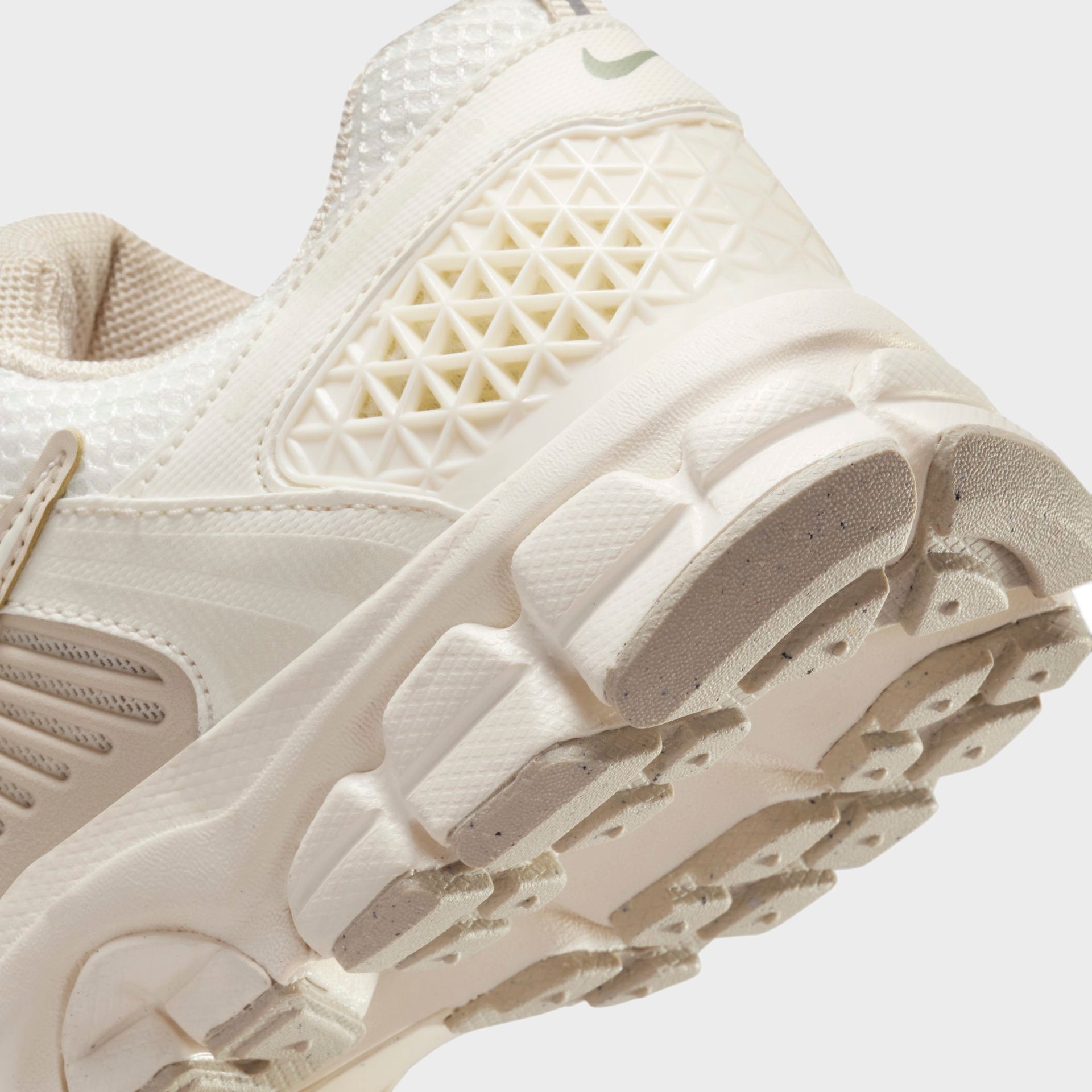 Nike Grade School  Zoom Vomero 5 - Sand Drift / Pale Ivory