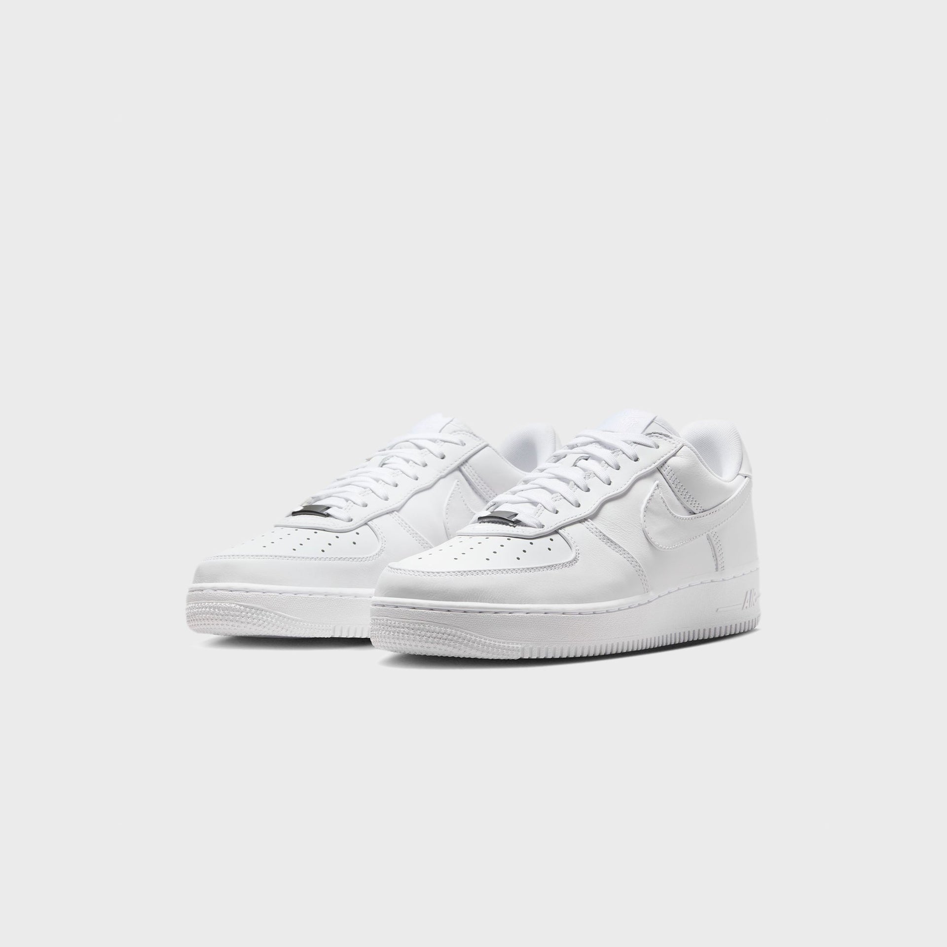 Nike Air Force 1 Low Retro PRM - Triple White