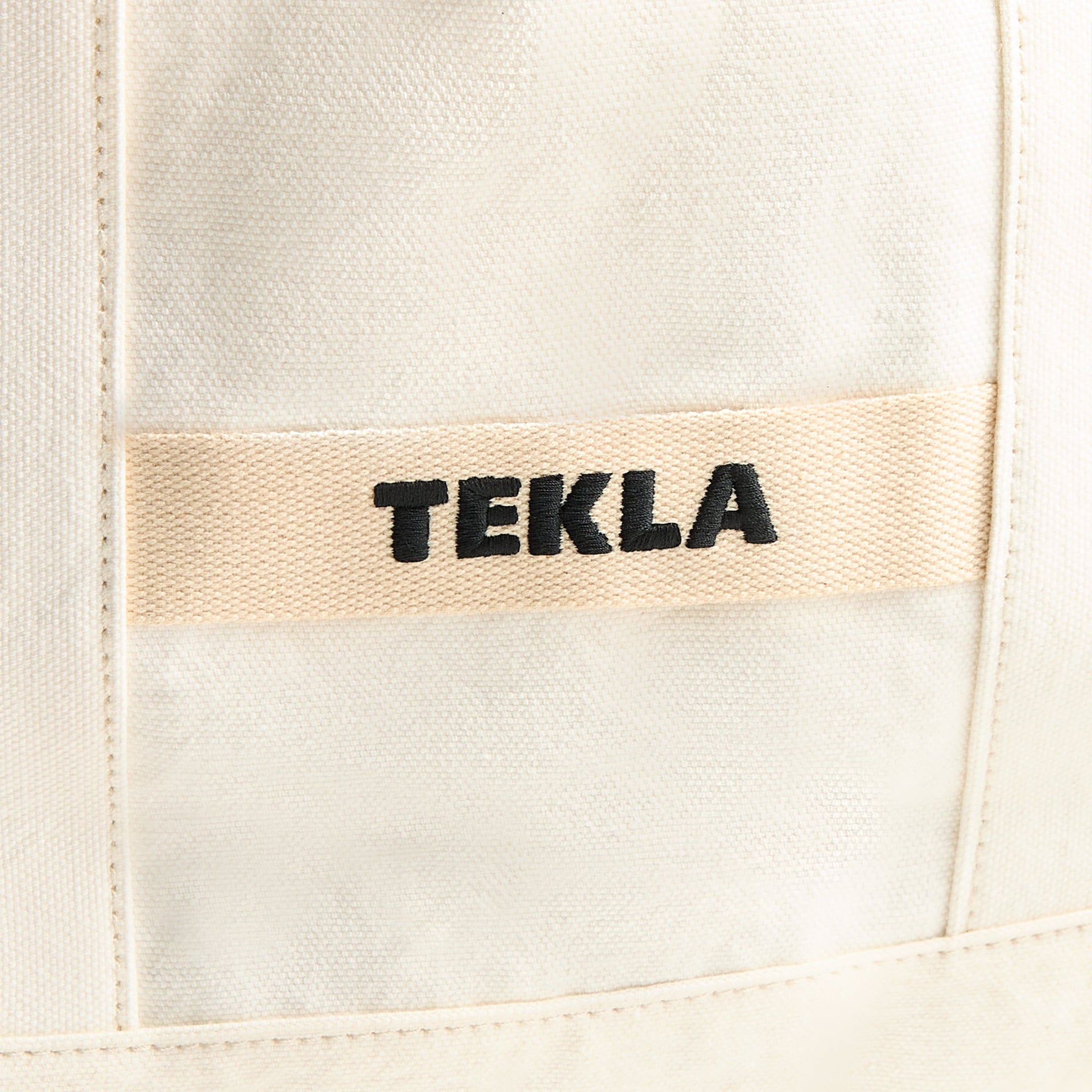 Tekla Beach Bag in White