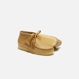 Clarks WMNS Wallabee Boot Mid - Tan Leather