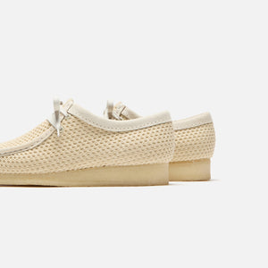 Clarks Wallabee - Off White Mesh