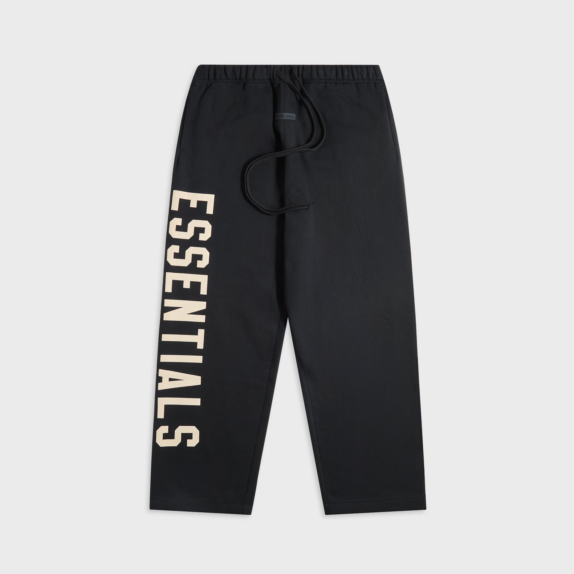 Essentials Lounge Fleece Sweatpant in Jet Black