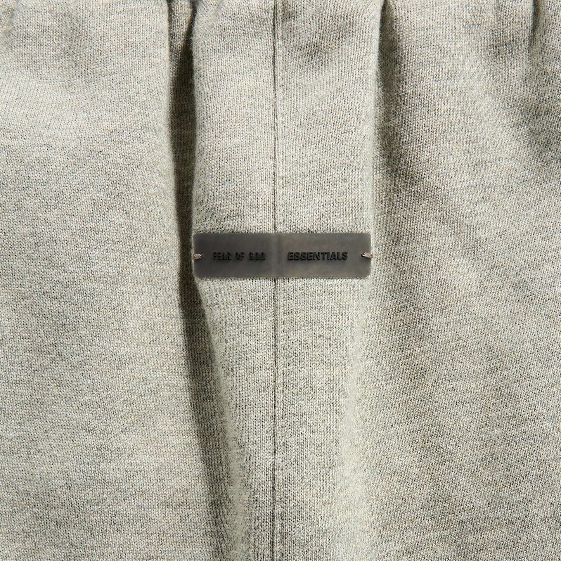 Essentials Relaxed Fleece Sweatpant With Piping in Concrete Heather / Black