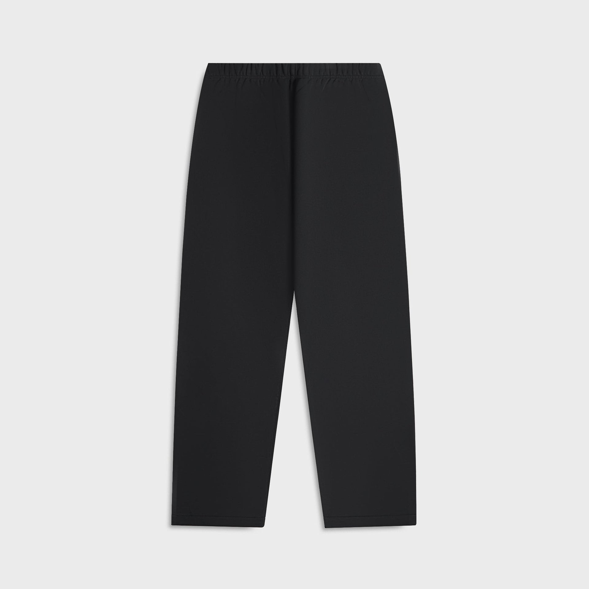 Essentials Relaxed Fleece Sweatpant in Jet Black