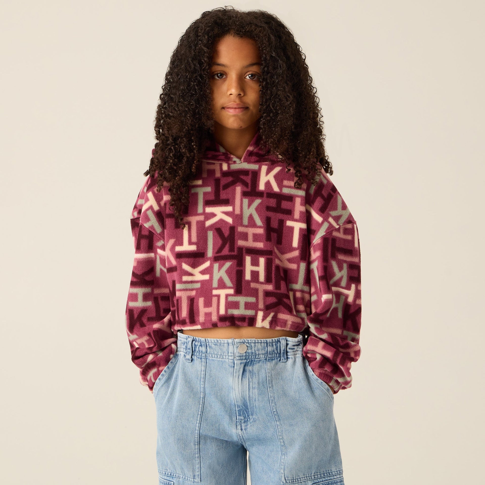 Erlebniswelt-fliegenfischenShops Kids Monogram Polar Fleece Cropped Hoodie - Amaranth