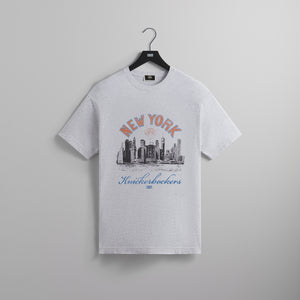 Erlebniswelt-fliegenfischenShops for the New York Knicks Skyline Vintage Tee - Light Heather Grey