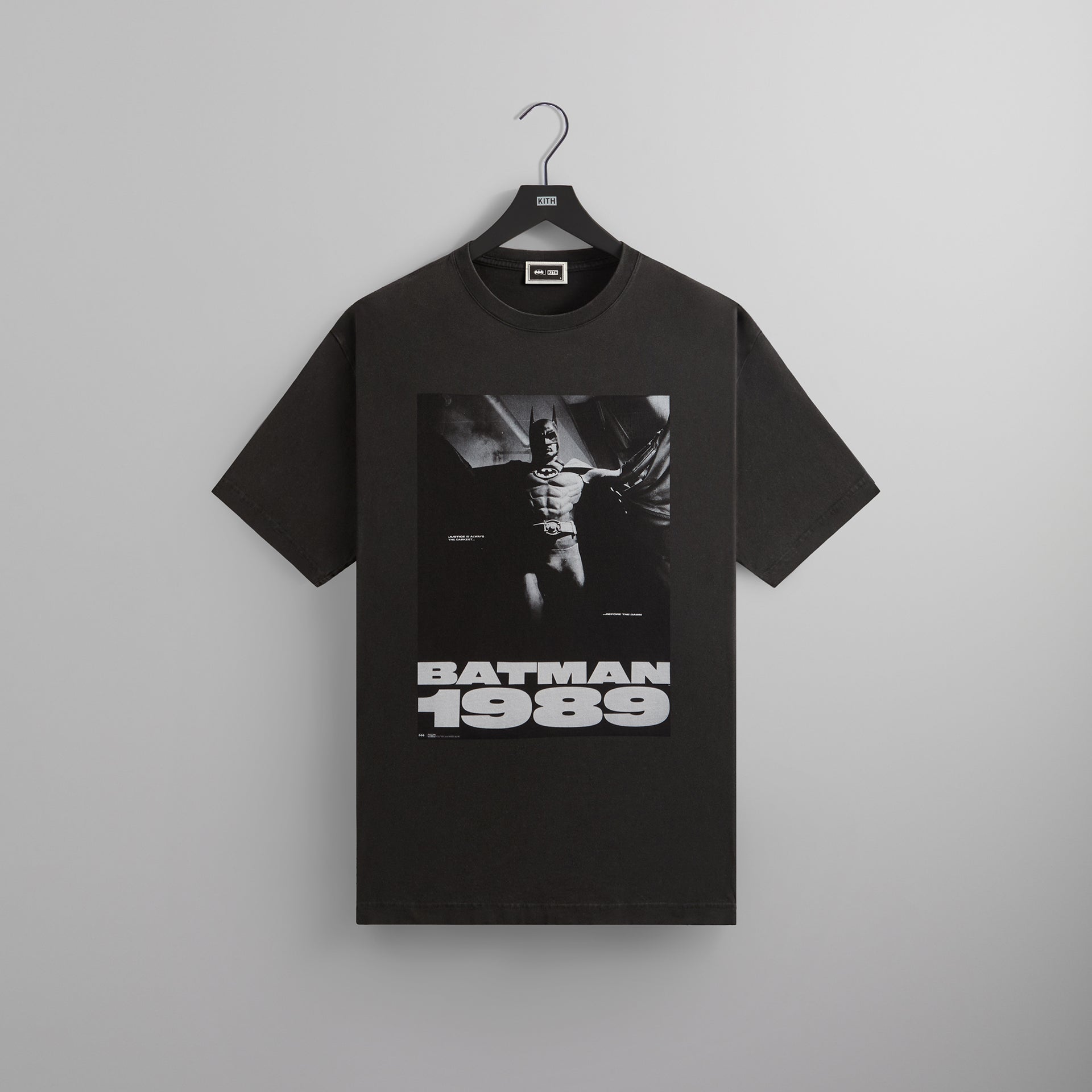Batman | Erlebniswelt-fliegenfischenShops 1989 Justice Vintage Tee - Black