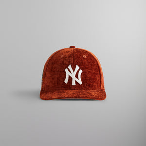 UrlfreezeShops & New Era for the New York Yankees Chenille Chainstitch 59FIFTY Low Profile - Briar