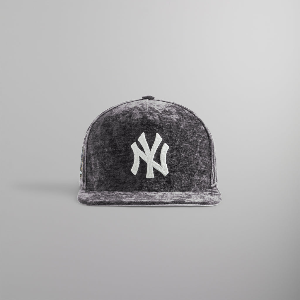 Kith & New Era for the New York Yankees Chenille 9FIFTY A-Frame Snapba