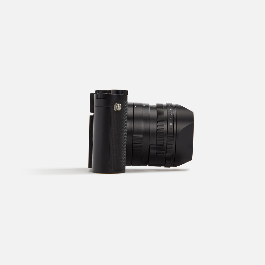 Leica Q3 Black 19080 Mirrorless Cameras - Vistek Canada Product Detail