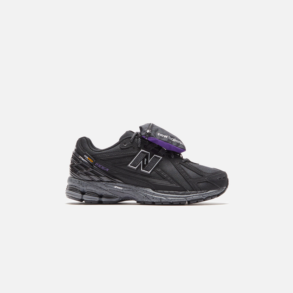 New Balance 1906R - Black / Prism Purple / Castlerock