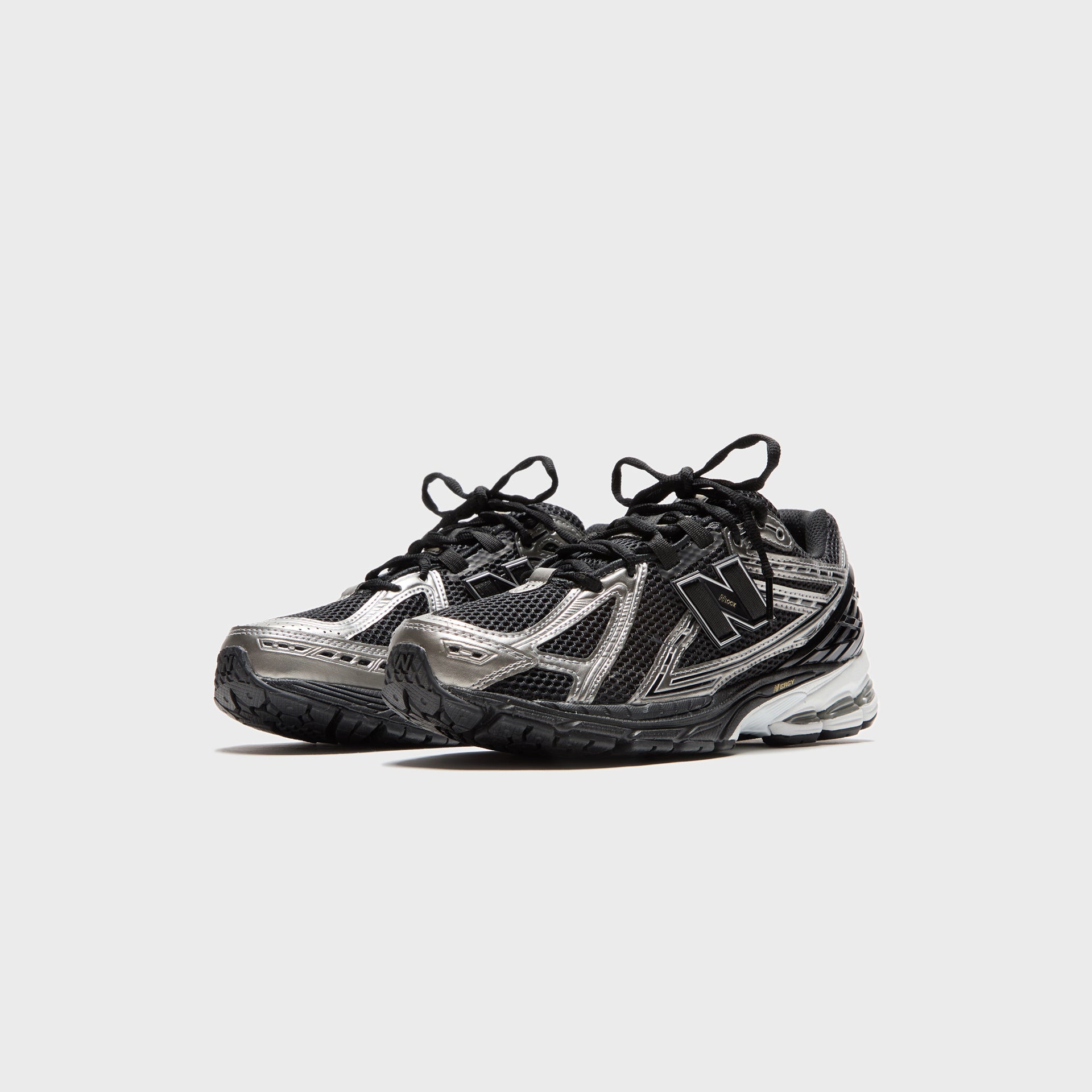 New Balance 1906 - Black / Dark Silver Metallic