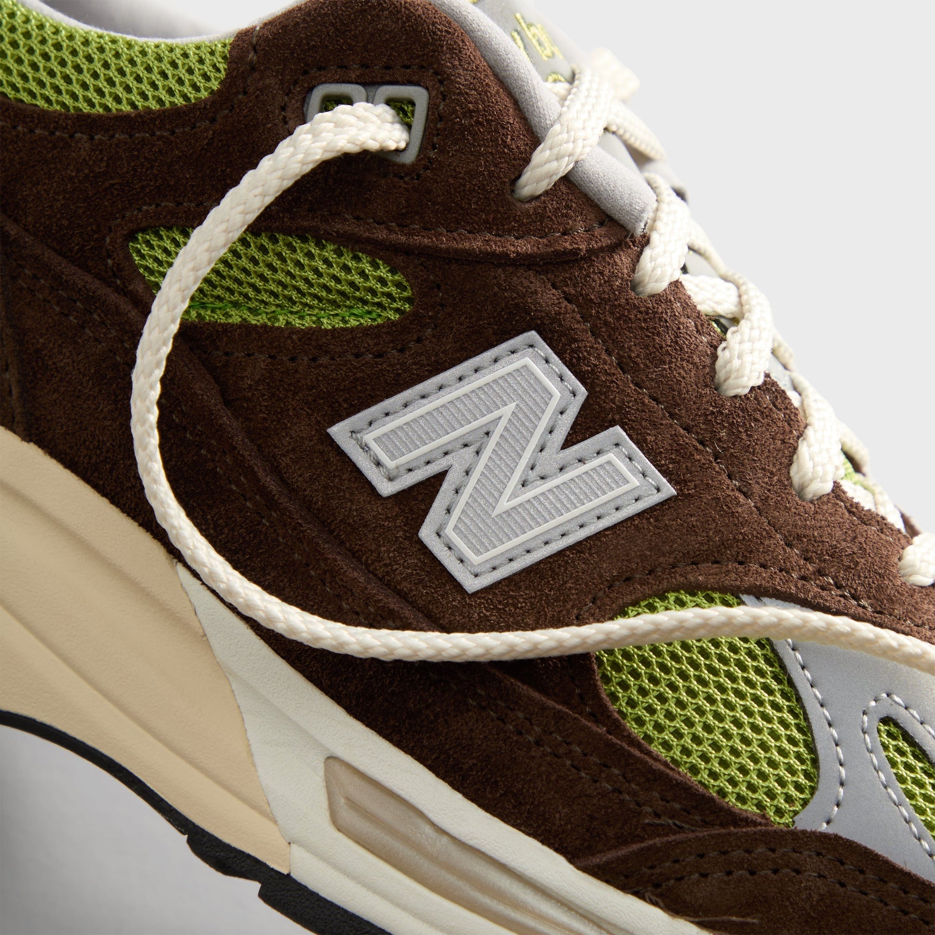 Kith & Daniëlle Cathari | New Balance Made in UK 991V2 "Reverse" - Chocolate Brown / Pistachio - PH
