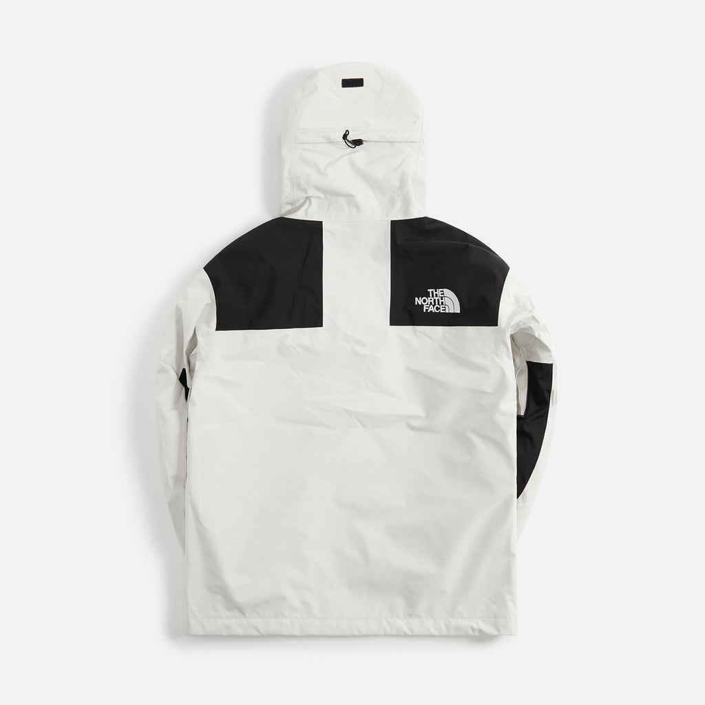 The North Face Mens GTX Mountain Jacket - Gardenia White / TNF Black