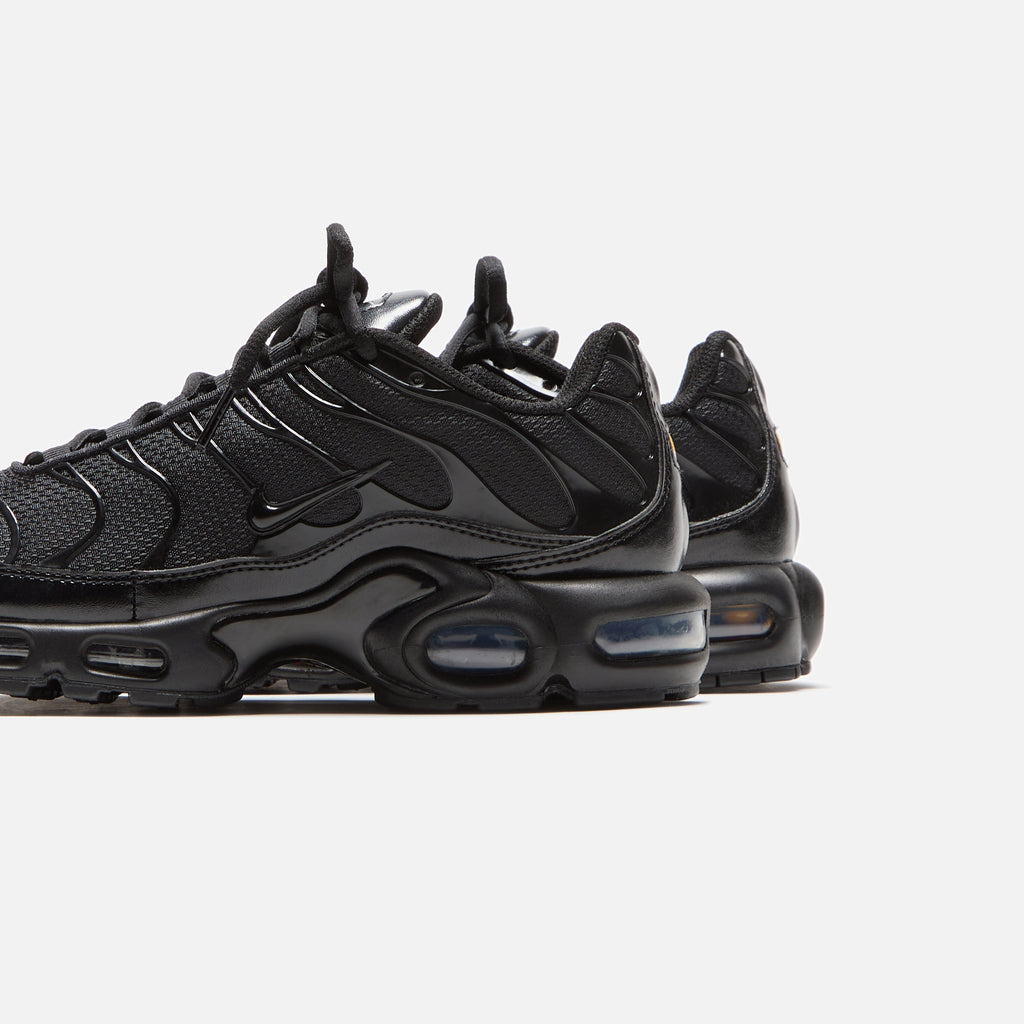 Nike Air Max Plus C O Black Kith