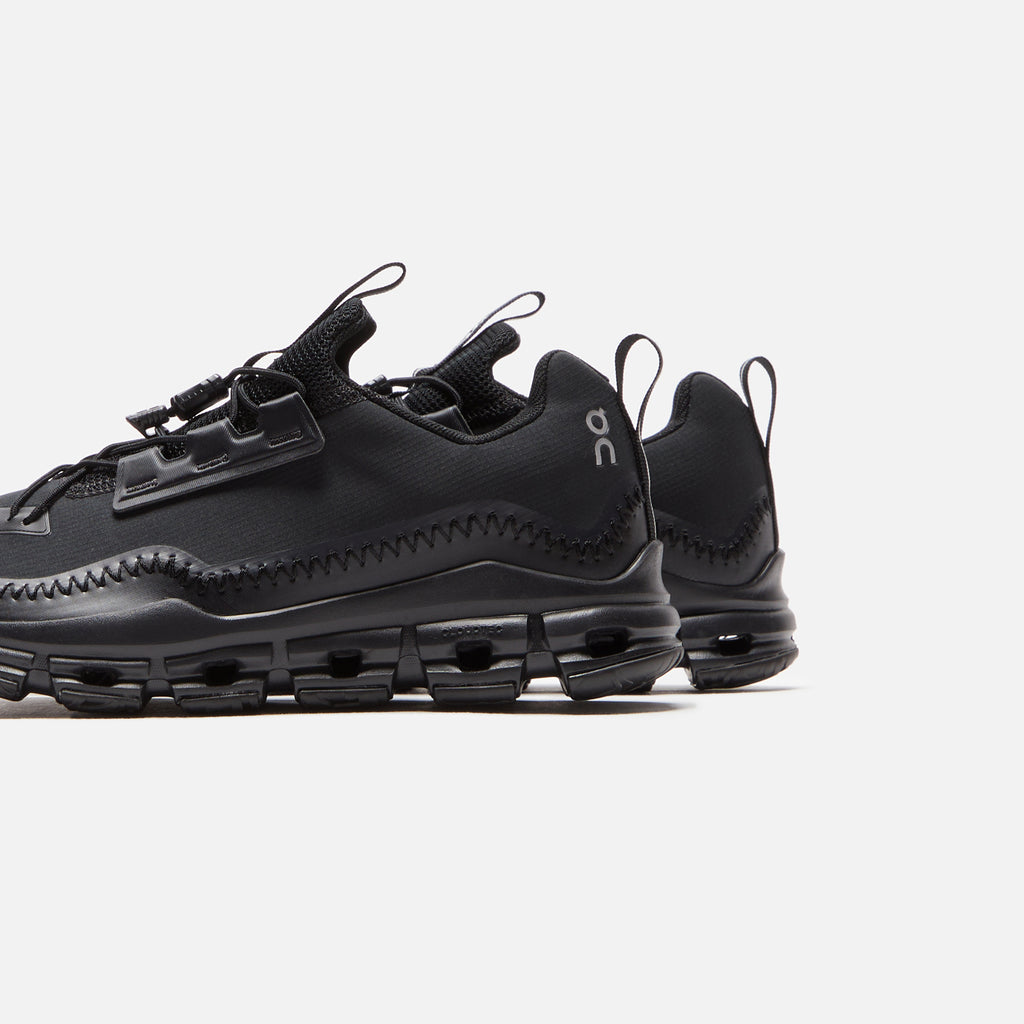 On Running Cloudaway Black Kith