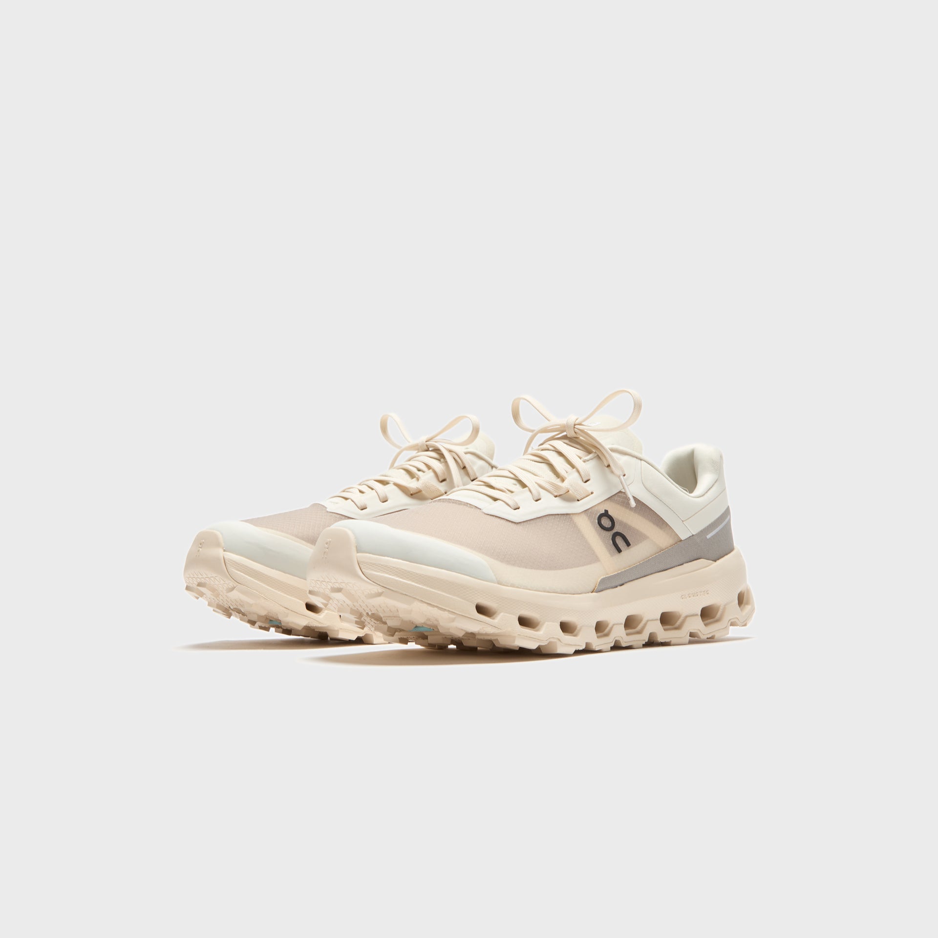 On Running Cloudvista 2 - Cream / Desert