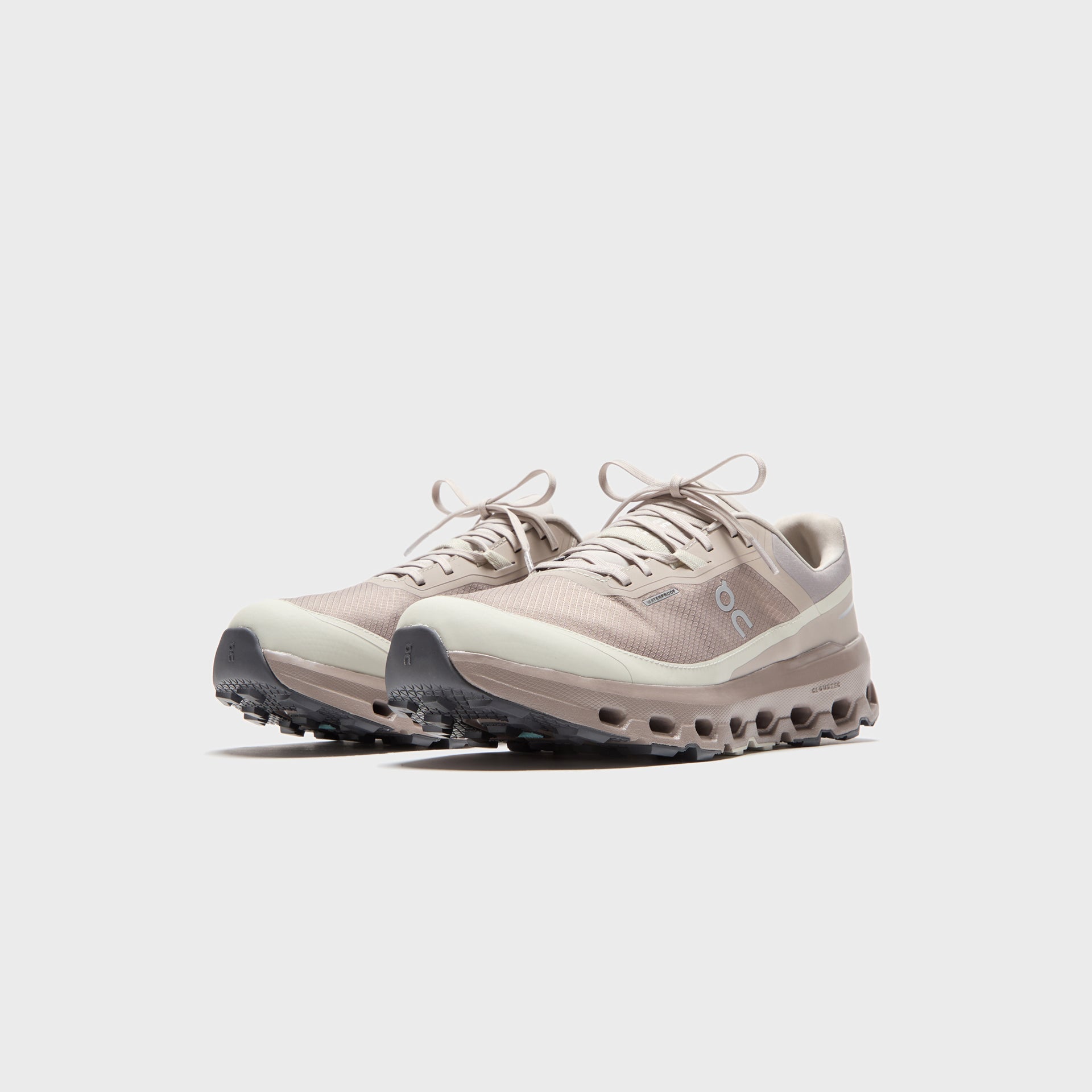 On Running Cloudvista 2 Waterproof - Fog / Cinder