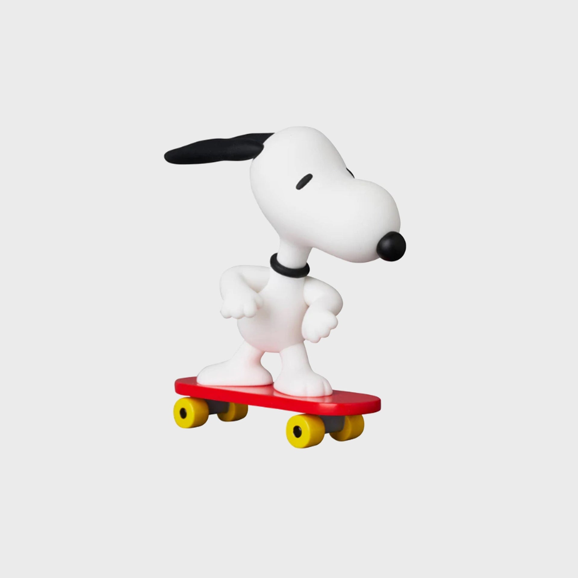 BearBrick Peanuts Series 17 Skateboard Snoopy