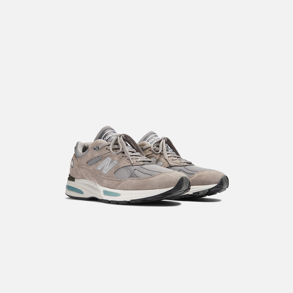 New Balance Made in UK 991v2 - Alloy / Smoked Pearl / Silver – Kith