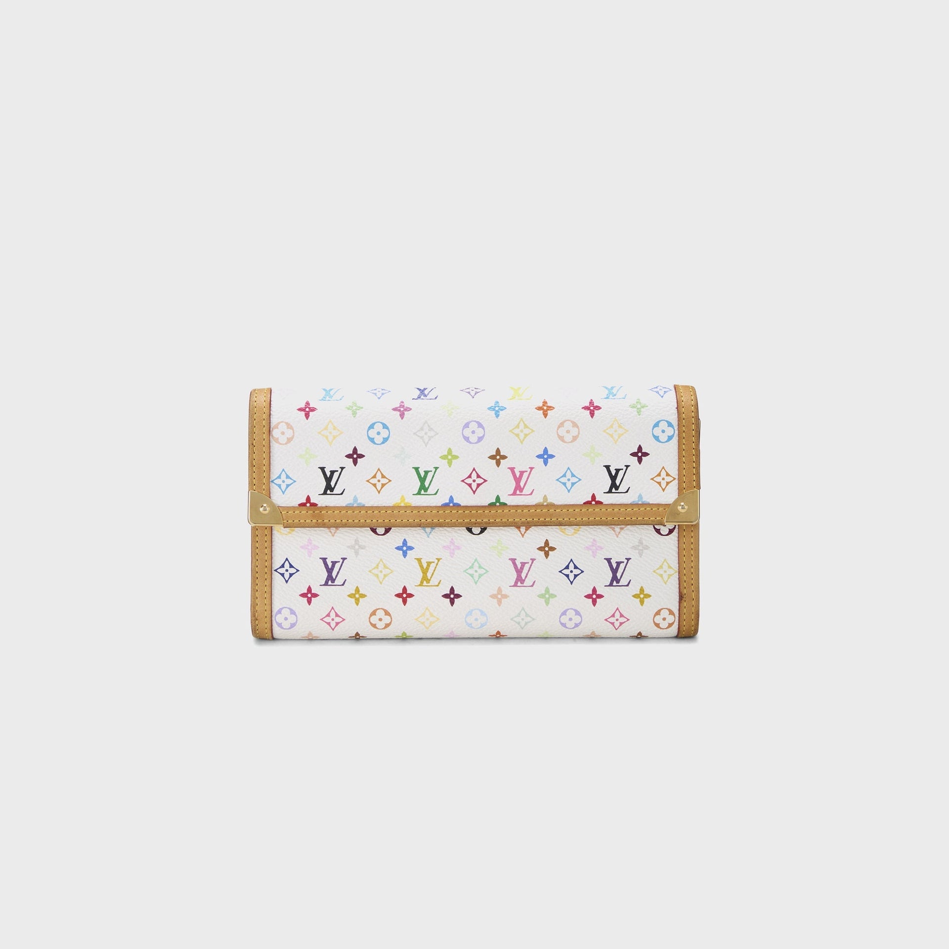 WGACA Louis Vuitton International in White