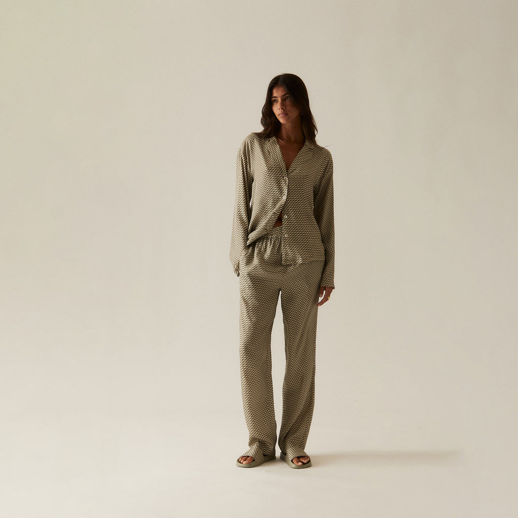 kith woman rosewood satin pant ワイド 完売-