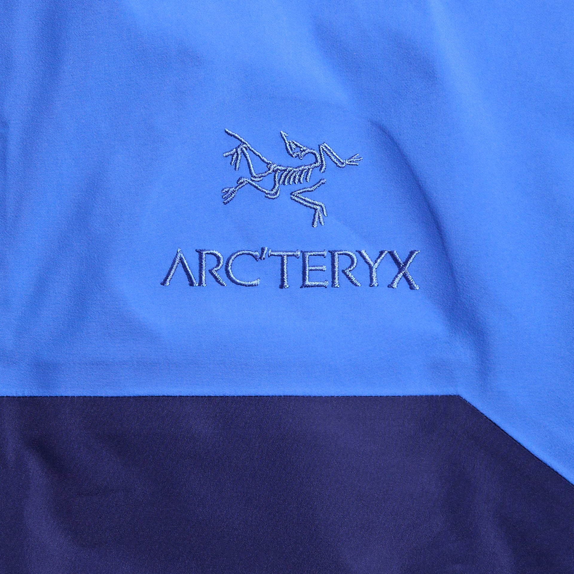 Arc'teryx Beta AR Jacket in Electra / Soulsonic
