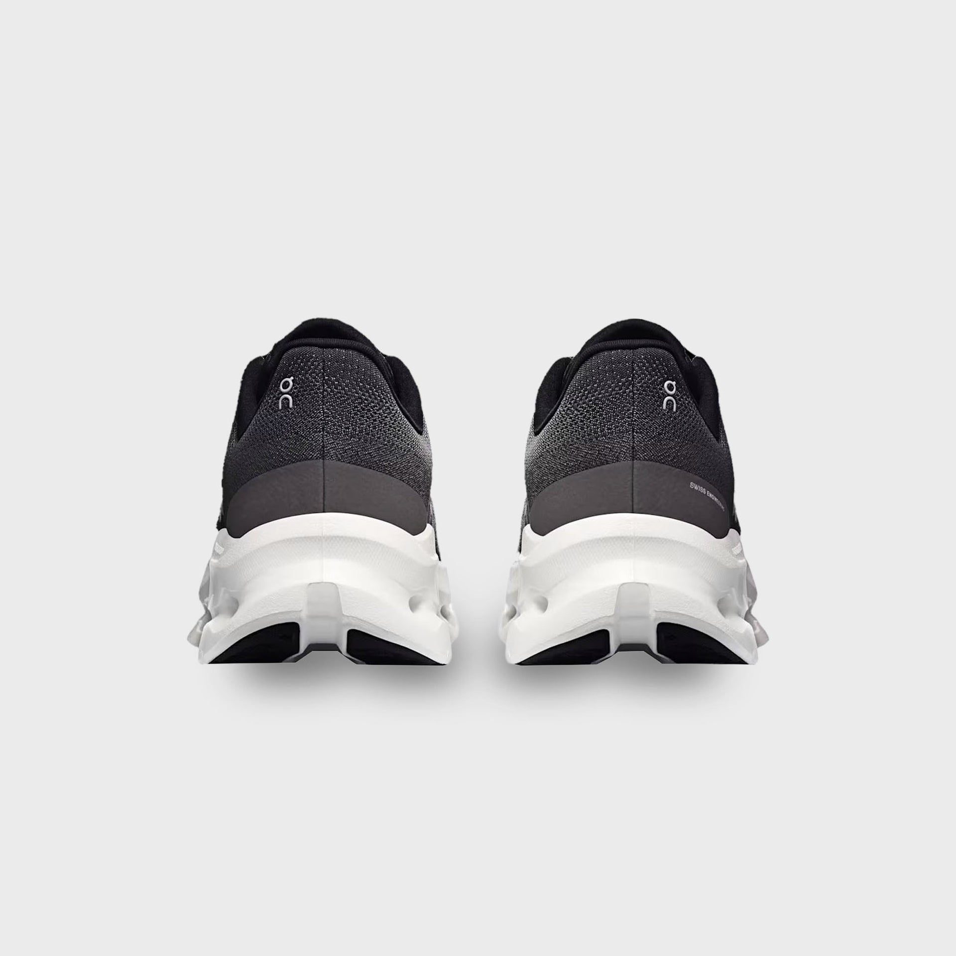 On Running Cloudtilt - Black / Asphalt