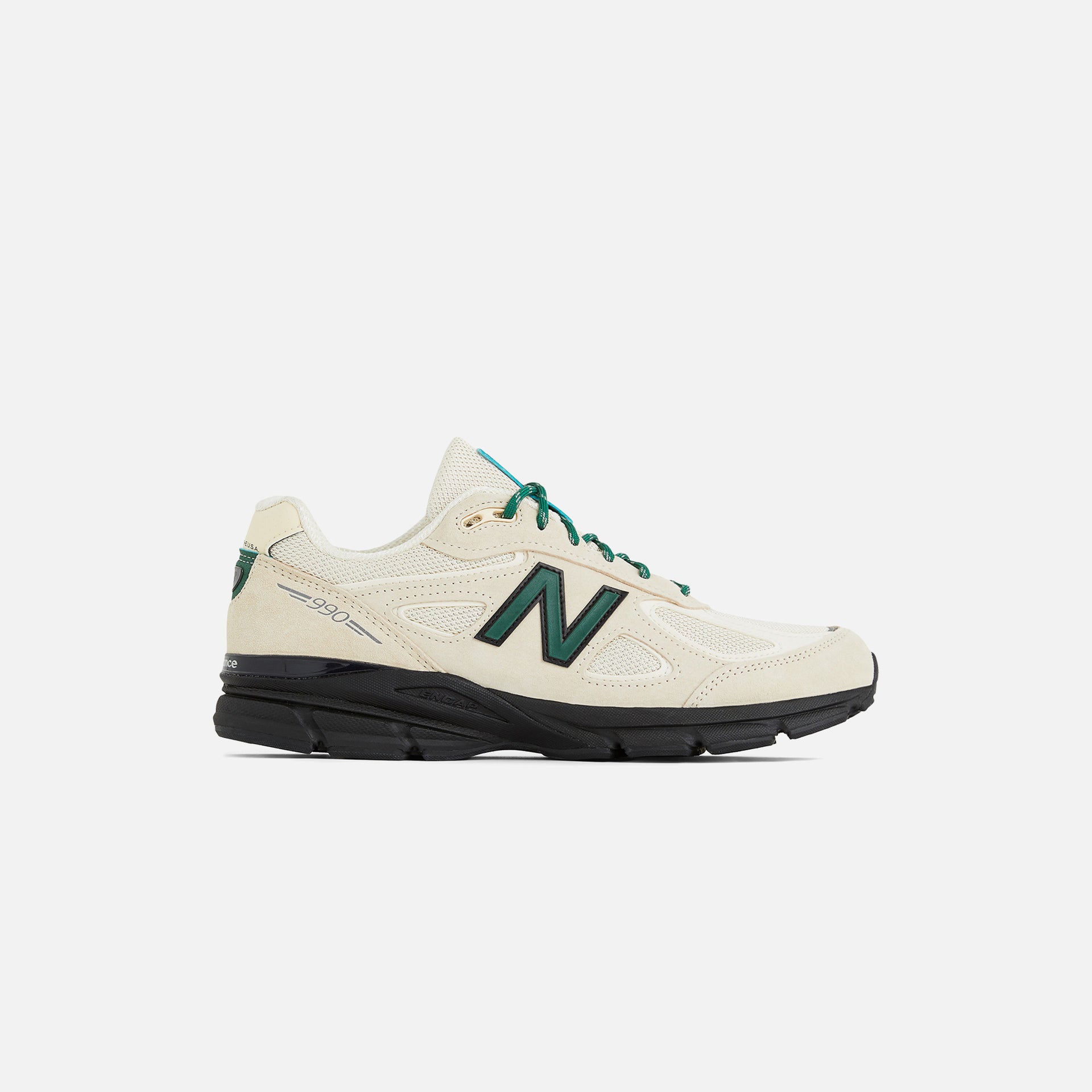 New Balance Made in USA 990V4 - Macadamia Nut