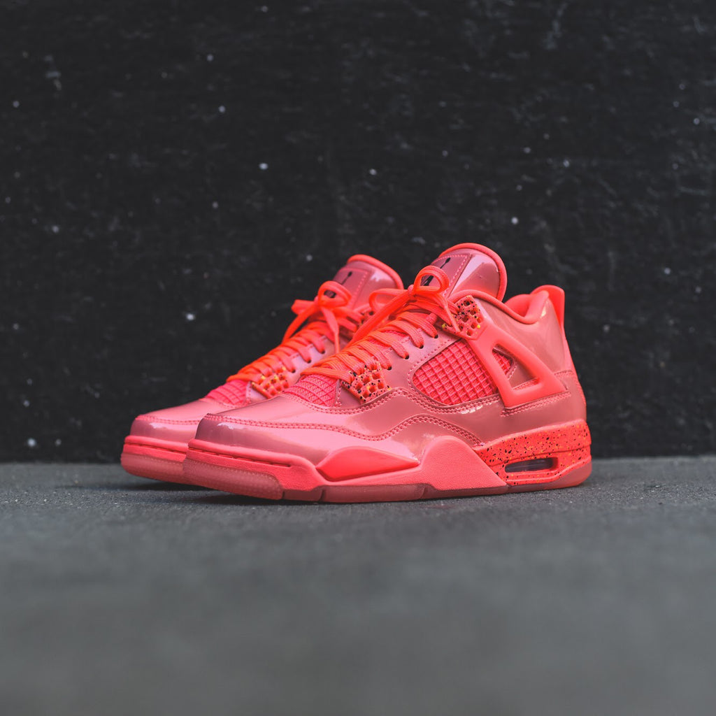 Air Jordan Retro 4 Women's NRG Hot Punch/Black Coming Soon – Feature